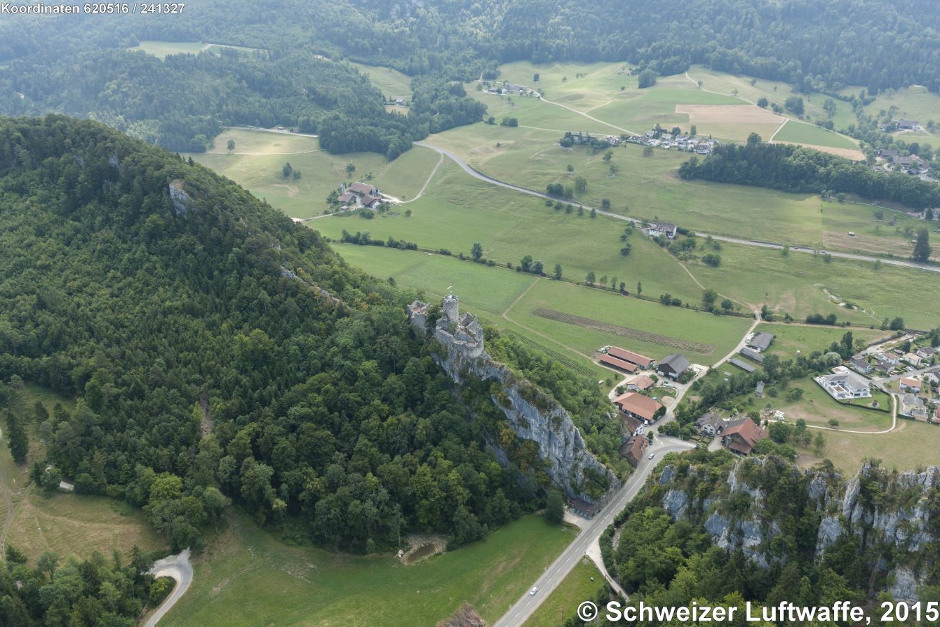 Balsthal Neu Falkenstein; Blick Südwärts